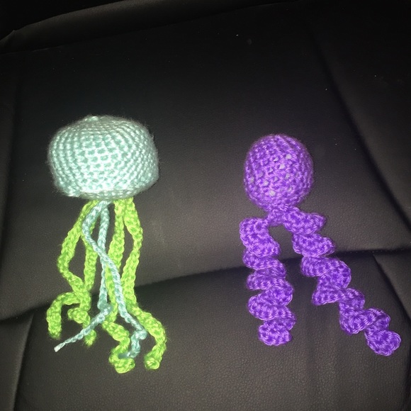 Handmade octopus and jellyfish - Picture 3 of 3